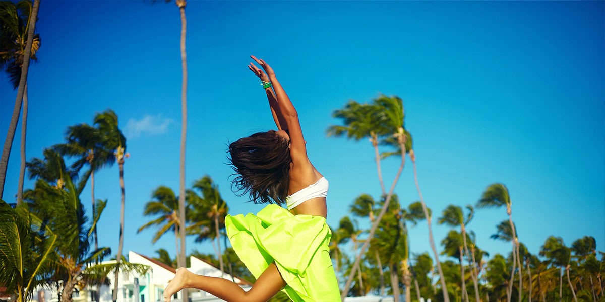 Giraffe with Mt. Kilimanjaro at far Giraffe with Mt. Kilimanjaro at far
